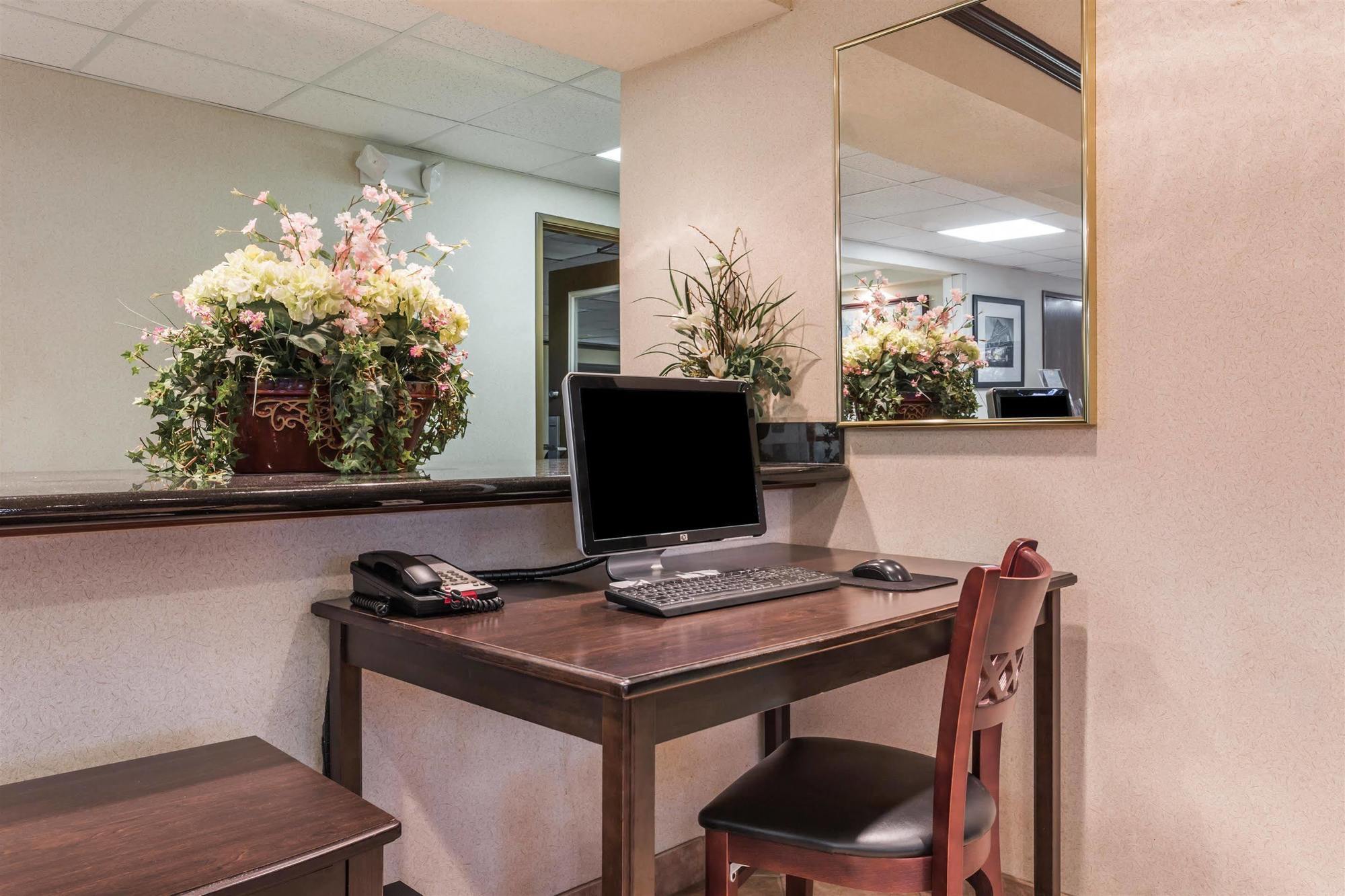 Comfort Inn & Suites Brentwood Ngoại thất bức ảnh