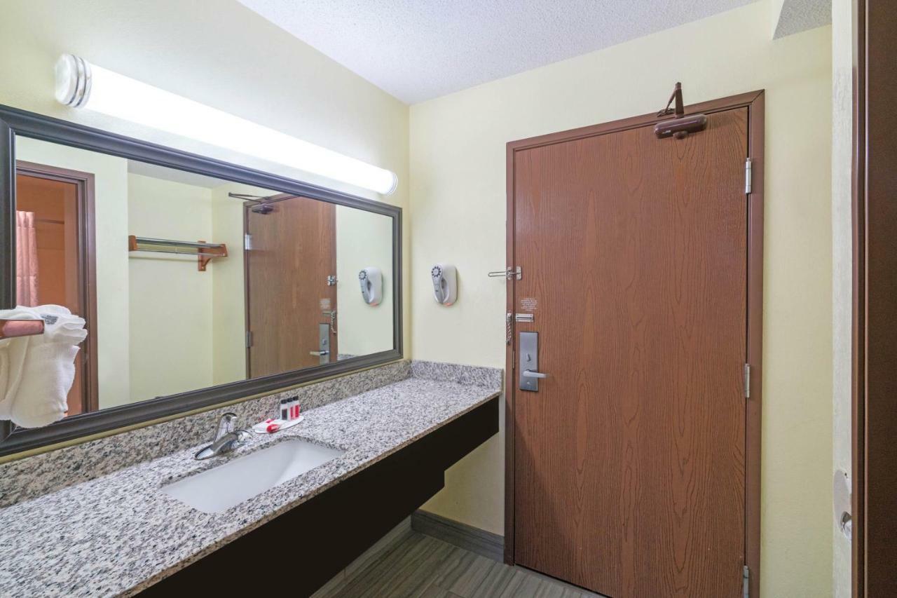 Comfort Inn & Suites Brentwood Ngoại thất bức ảnh